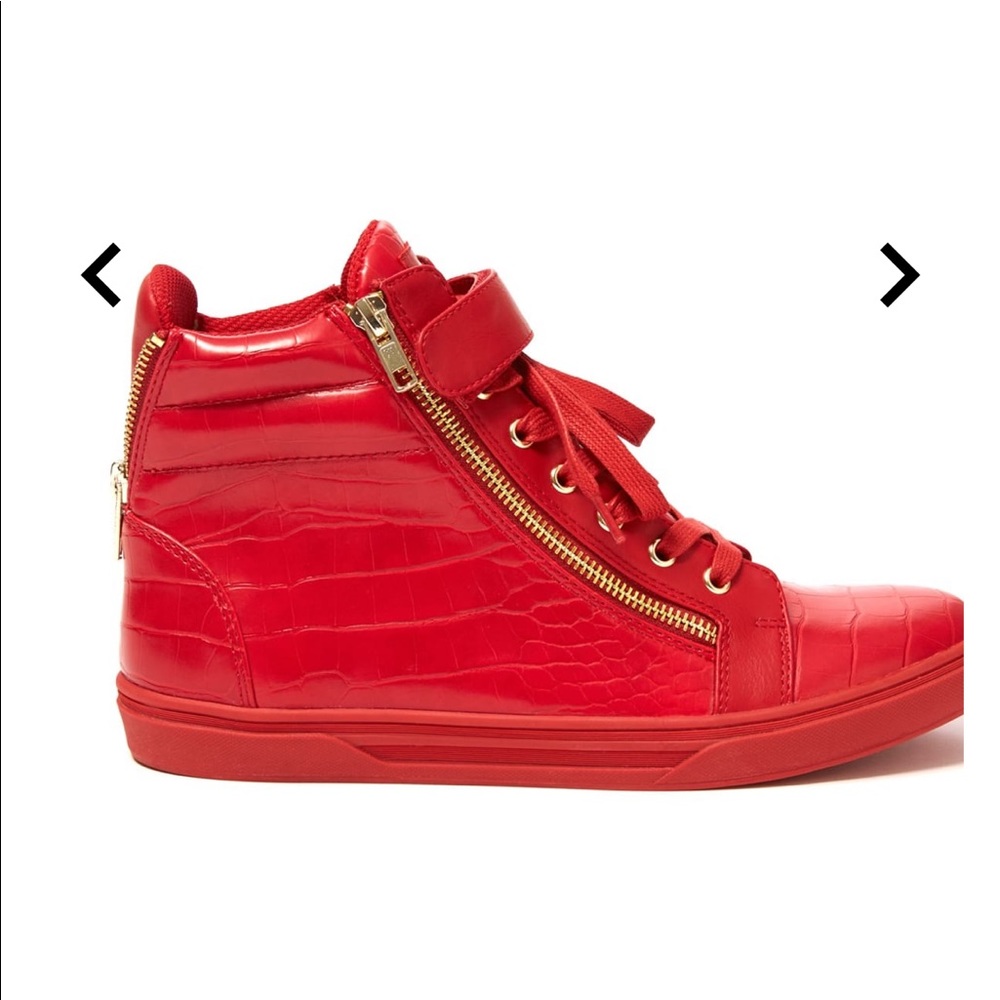 Mens sneakers size 8